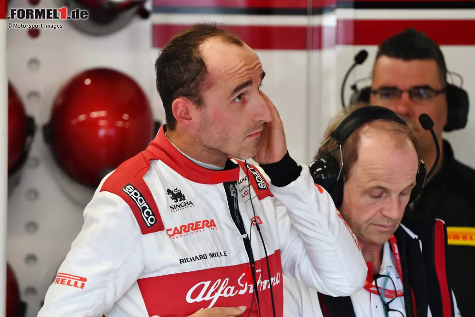 Robert Kubica (35/Polen): Er startete für BMW-Sauber und Renault, dann kam ein Rallyeunfall dazwischen. 2019 gab Kubica sein Formel-1-Comeback für Williams. Seit 2020 ist er Ersatzfahrer bei Alfa Romeo. Foto zur News: Robert Kubica (35/Polen): Er startete für BMW-Sauber und Renault, dann kam ein Rallyeunfall dazwischen. 2019 gab Kubica sein Formel-1-Comeback für Williams. Seit 2020 ist er Ersatzfahrer bei Alfa Romeo.