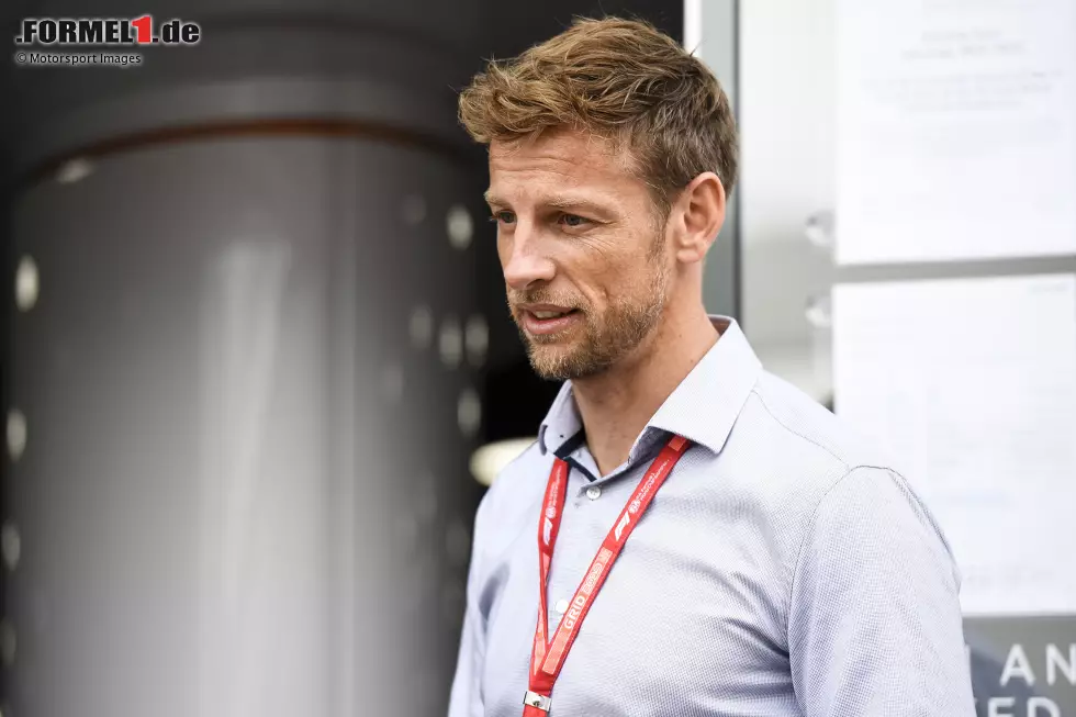 Foto zur News: Jenson Button (40/Großbritannien): Der Formel-1-Weltmeister von 2009 ist heute TV-Experte bei &#039;Sky&#039; und verfolgt die Grands Prix als Berichterstatter.