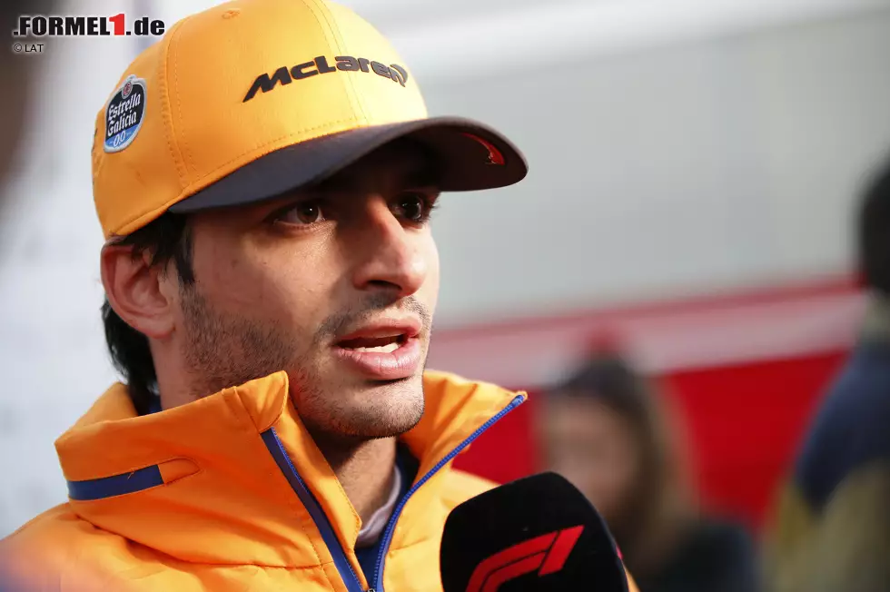 #7: Carlos Sainz (McLaren) - 1,87 Millionen Follower. Der ehemalige Red-Bull-Kaderfahrer hat sich in den sozialen Netzwerken gut etabliert und punktet speziell auf Instagram bei den Fans. Foto zur News: #7: Carlos Sainz (McLaren) - 1,87 Millionen Follower. Der ehemalige Red-Bull-Kaderfahrer hat sich in den sozialen Netzwerken gut etabliert und punktet speziell auf Instagram bei den Fans.