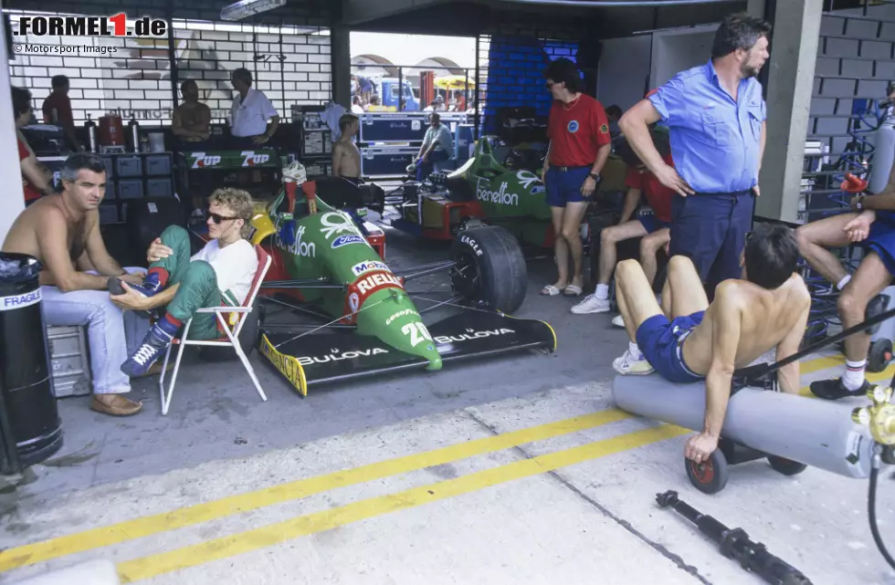 Was Herbert dem Benetton-Manager Flavio Briatore und der Teamführung verschweigt: Die Verletzungen sind noch nicht ganz ausgeheilt, Herbert hat beim Fahren noch immer teils große Schmerzen. Foto zur News: Was Herbert dem Benetton-Manager Flavio Briatore und der Teamführung verschweigt: Die Verletzungen sind noch nicht ganz ausgeheilt, Herbert hat beim Fahren noch immer teils große Schmerzen.