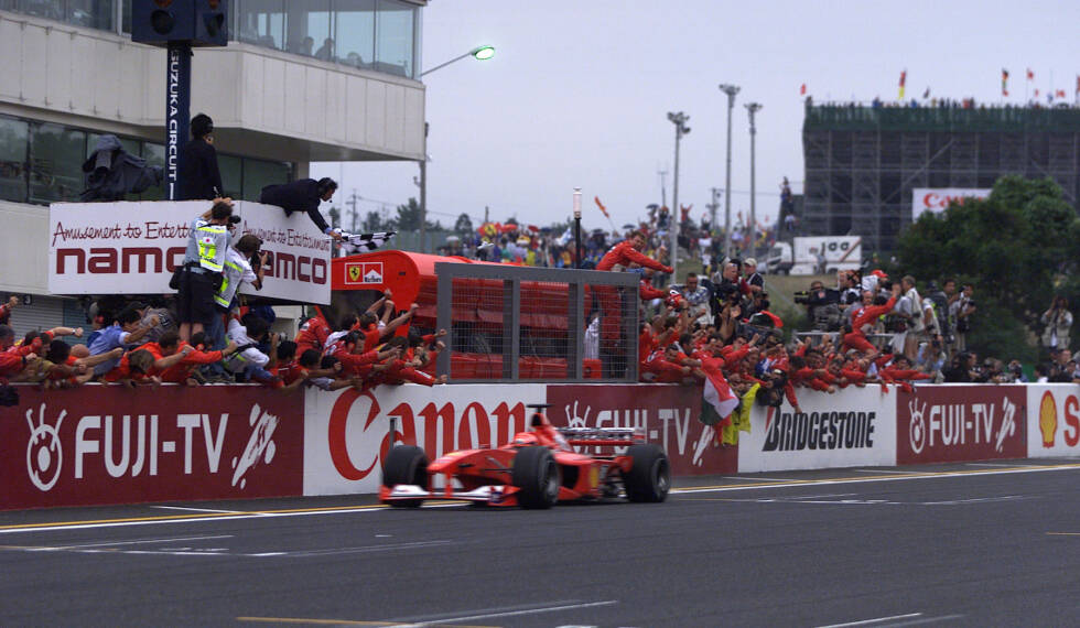 Foto zur News: Ferrari - 6 Titel (1999-2004): Vor Mercedes gilt die Ära von Michael Schumacher als die bislang dominanteste. Der Deutsche holt bislang als einziger Fahrer fünf WM-Titel in Folge und ist das Gesicht der frühen 2000er, als die Scuderia auch dank Jean Todt und Ross Brawn alles in Grund und Boden fährt.