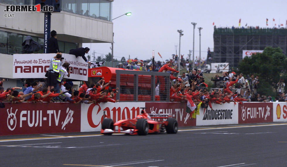 Foto zur News: Ferrari - 6 Titel (1999-2004): Vor Mercedes gilt die Ära von Michael Schumacher als die bislang dominanteste. Der Deutsche holt bislang als einziger Fahrer fünf WM-Titel in Folge und ist das Gesicht der frühen 2000er, als die Scuderia auch dank Jean Todt und Ross Brawn alles in Grund und Boden fährt.