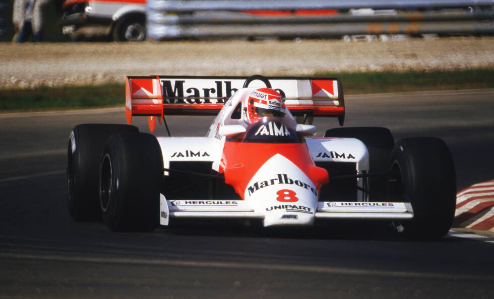 Foto zur News: Niki Lauda kommt 1984 zwar als WM-Spitzenreiter zum Saisonfinale nach Portugal, doch in Estoril läuft es für ihn nicht nach Plan. Schon im Qualifying ...