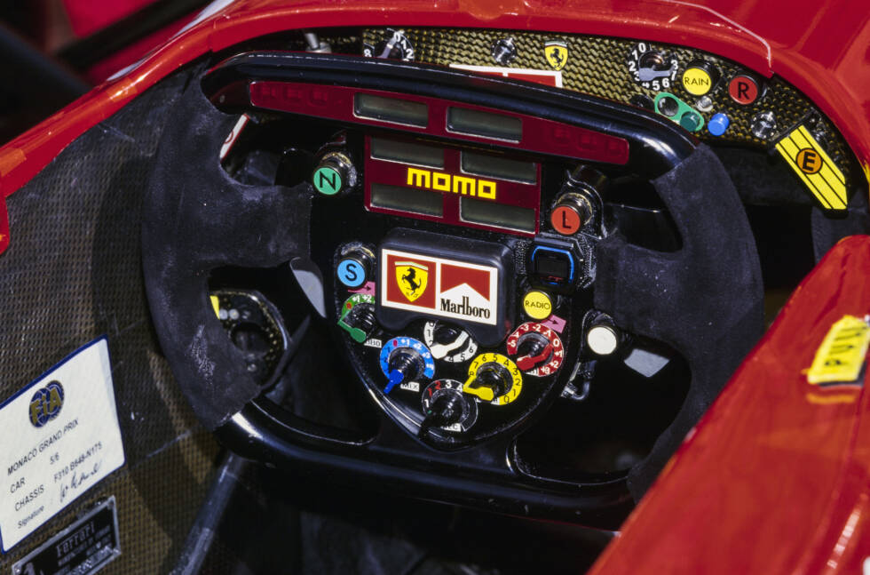 Foto zur News: Wie rasant die Entwicklung jetzt voranschreitet, das zeigt der Blick in das Cockpit des Ferrari F310B von 1997: Innerhalb weniger Monate sind viele weitere Schalter und Knöpfe dazugekommen!