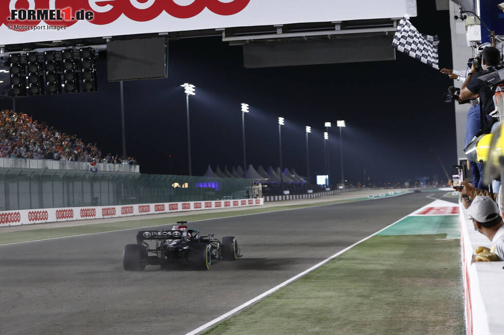 1. Mercedes - Letzter Sieg: Großer Preis von Katar 2021 mit Lewis Hamilton 1. Mercedes - Letzter Sieg: Großer Preis von Katar 2021 mit Lewis Hamilton