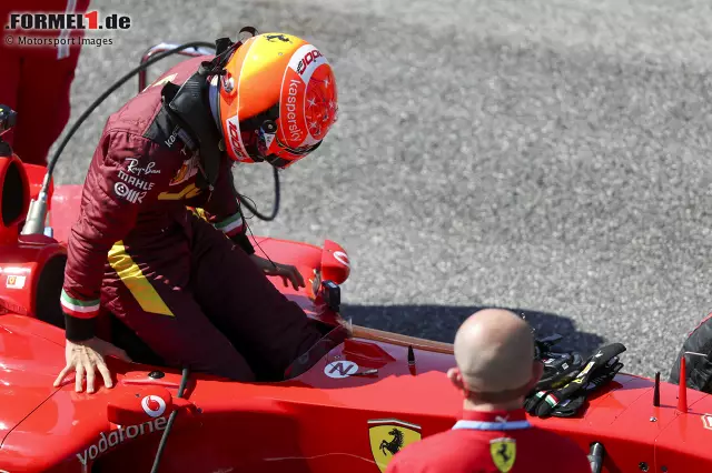 Foto zur News: Einsteigen, bitte! Hier sind die schönsten Bilder von Mick Schumachers Demofahrt im Ferrari F2004 in Mugello. Sein Vater Michael Schumacher hat mit diesem Auto 2004 zum siebten Mal die Formel-1-Weltmeisterschaft gewonnen.