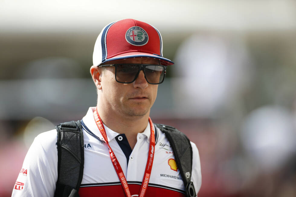 Foto zur News: #6 Rennen in den Punkten: Auch diese Bestmarke könnte der &quot;Iceman&quot; theoretisch holen. Achtmal muss er in die Top 10 fahren, um Michael Schumachers Wert von 221 Punkteankünften einzuholen. Wahrscheinlicher ist aber, dass ein anderer den Rekord nach 2020 inne hat: Lewis Hamilton liegt derzeit nämlich mit Räikkönen gleichauf.