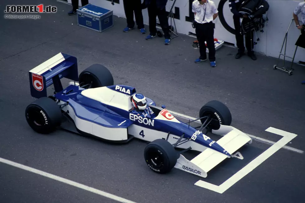 #4: Jean Alesi (Tyrrell): Führungsrunden und Platz zwei beim Auftakt in Phoenix, dazu ein weiterer zweiter Platz in Monte Carlo und noch einmal ein WM-Punkt in Imola: Alesi aus Frankreich war ein Senkrechtstarter der Saison 1990 und holte am Ende P9 in der WM. Foto zur News: #4: Jean Alesi (Tyrrell): Führungsrunden und Platz zwei beim Auftakt in Phoenix, dazu ein weiterer zweiter Platz in Monte Carlo und noch einmal ein WM-Punkt in Imola: Alesi aus Frankreich war ein Senkrechtstarter der Saison 1990 und holte am Ende P9 in der WM.
