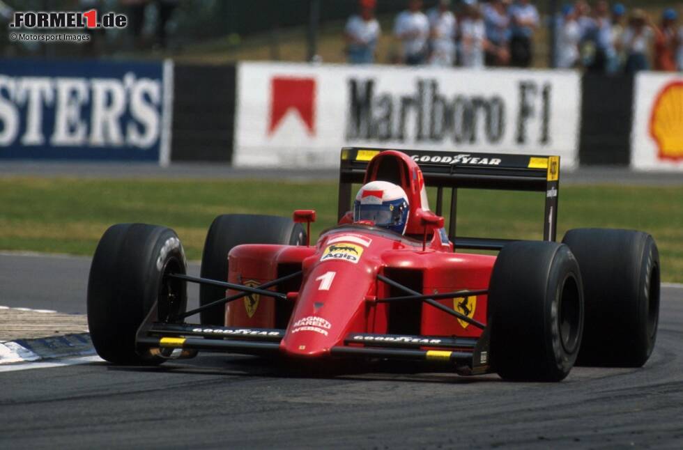 Foto zur News: #1: Alain Prost (Ferrari): Als Weltmeister war der Franzose von McLaren zu Ferrari gegangen und hatte dort prompt einen Aufschwung eingeleitet. Mit drei Siegen zu Saisonmitte etablierte sich Prost als Titelkandidat, scheiterte dann aber an Ayrton Senna im McLaren und wurde Zweiter.