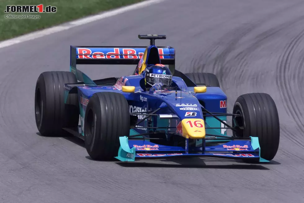 #16: Pedro Diniz (Sauber): Außer Spesen nichts gewesen für den Brasilianer in Sauber-Diensten, der gleich mehrfach knapp an WM-Punkten vorbeischrammt. Zum Beispiel als Siebter beim Europa-Grand-Prix oder als Achter in Imola, Monza und Indianapolis. Danach ist Schluss mit Formel 1 für Diniz. Foto zur News: #16: Pedro Diniz (Sauber): Außer Spesen nichts gewesen für den Brasilianer in Sauber-Diensten, der gleich mehrfach knapp an WM-Punkten vorbeischrammt. Zum Beispiel als Siebter beim Europa-Grand-Prix oder als Achter in Imola, Monza und Indianapolis. Danach ist Schluss mit Formel 1 für Diniz.