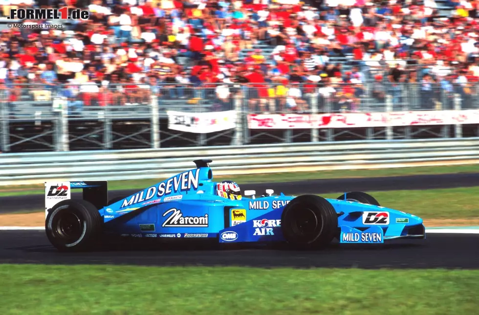 #12: Alexander Wurz (Benetton): Der Österreicher tut sich wesentlich schwerer als Fisichella, wird nur einmal - in Italien - als Fünfter in den Punkterängen klassiert. Das schlägt sich in der WM-Position nieder: 15. Wurz wechselt anschließend als Testfahrer zu McLaren. Foto zur News: #12: Alexander Wurz (Benetton): Der Österreicher tut sich wesentlich schwerer als Fisichella, wird nur einmal - in Italien - als Fünfter in den Punkterängen klassiert. Das schlägt sich in der WM-Position nieder: 15. Wurz wechselt anschließend als Testfahrer zu McLaren.