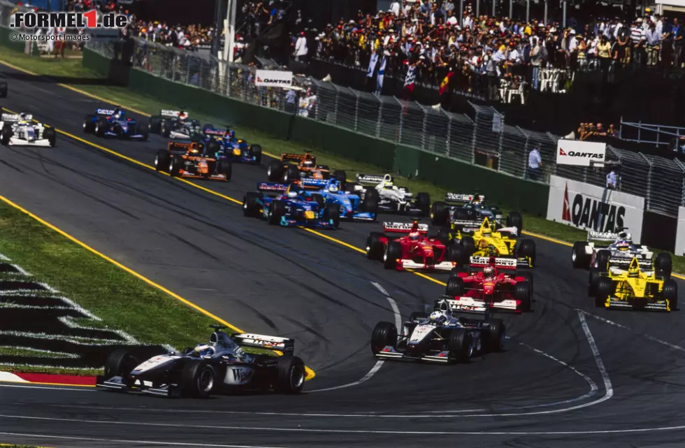 Foto zur News: Der Start in die Formel-1-Saison 2000. Wir werfen einen Blick zurück auf Fahrer und Teams. Hier sind die Bilder von damals!