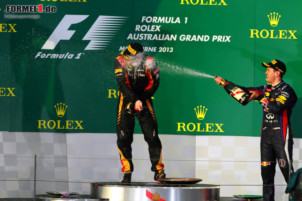 Foto zur News: Es ist der letzte Sieg für das Team, bevor Renault im Jahr 2016 wieder die Mehrheitsanteile übernimmt und erneut als Werksteam startet. Räikkönen selbst wartet bis 2018 auf seinen nächsten Rennerfolg!