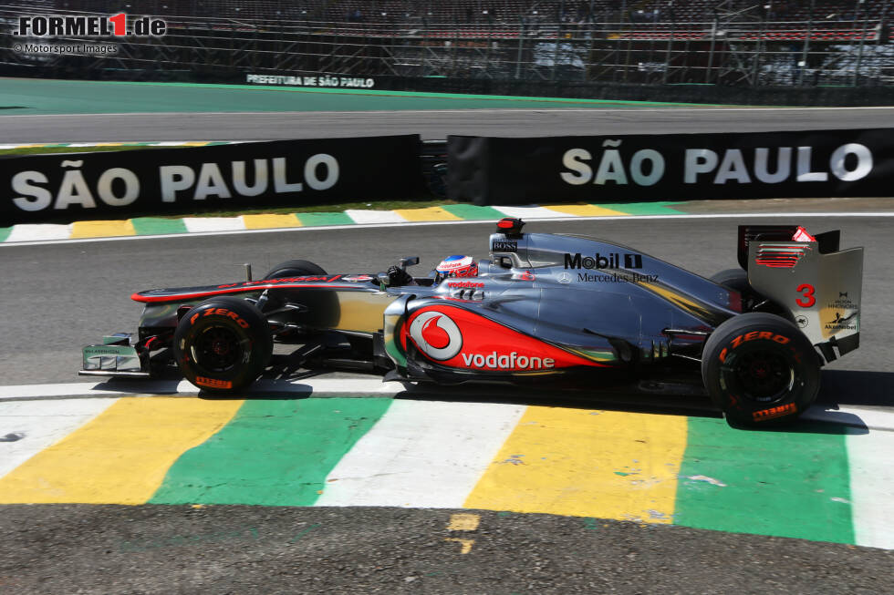Foto zur News: 2012: Kann es wirklich schon über sieben Jahr her sein, dass McLaren zuletzt einen Sieg eingefahren hat? Ja! Jenson Button holt in Brasilien den bis dato letzten McLaren-Triumph.