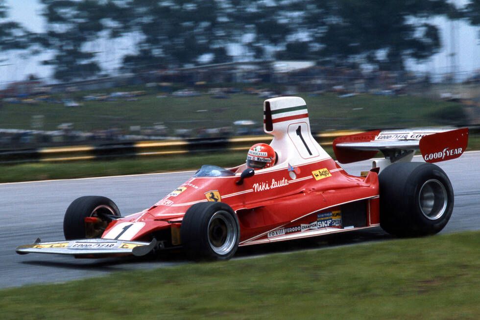 Foto zur News: Auch der Ferrari 312T begann die Saison 1976 mit einer hohen Airbox. Der Vorteil dieser Bauweise: So strömte viel frische Luft direkt zum Motor.