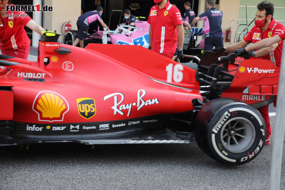 Foto zur News: Ferrari SF1000: Motorhaube/Unterboden