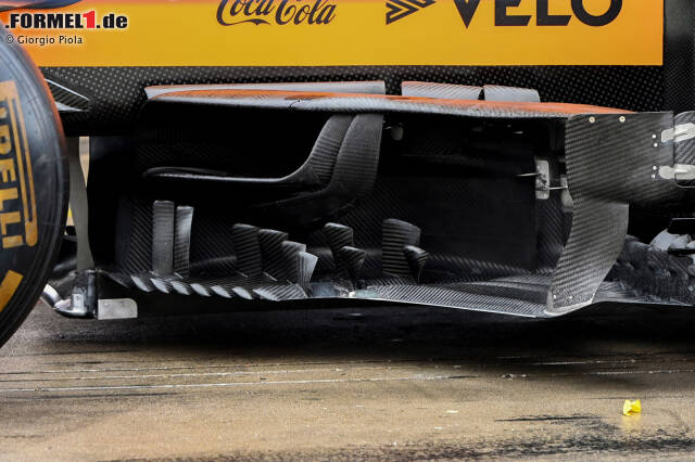 Foto zur News: McLaren MCL35: Windabweiser