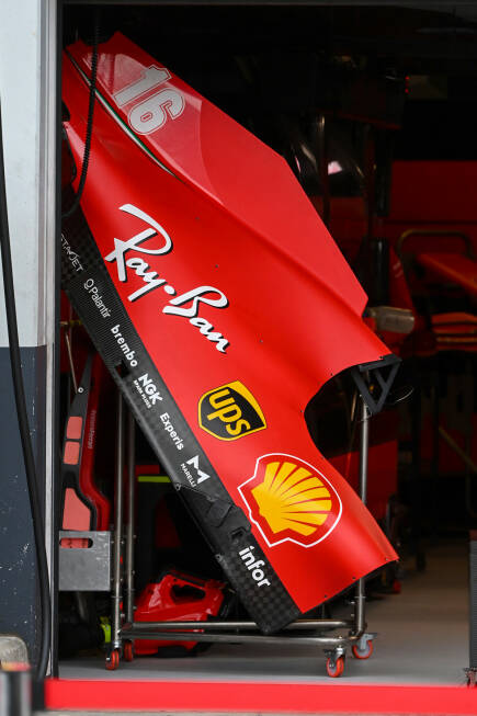 Foto zur News: Ferrari SF1000: Motorhaube