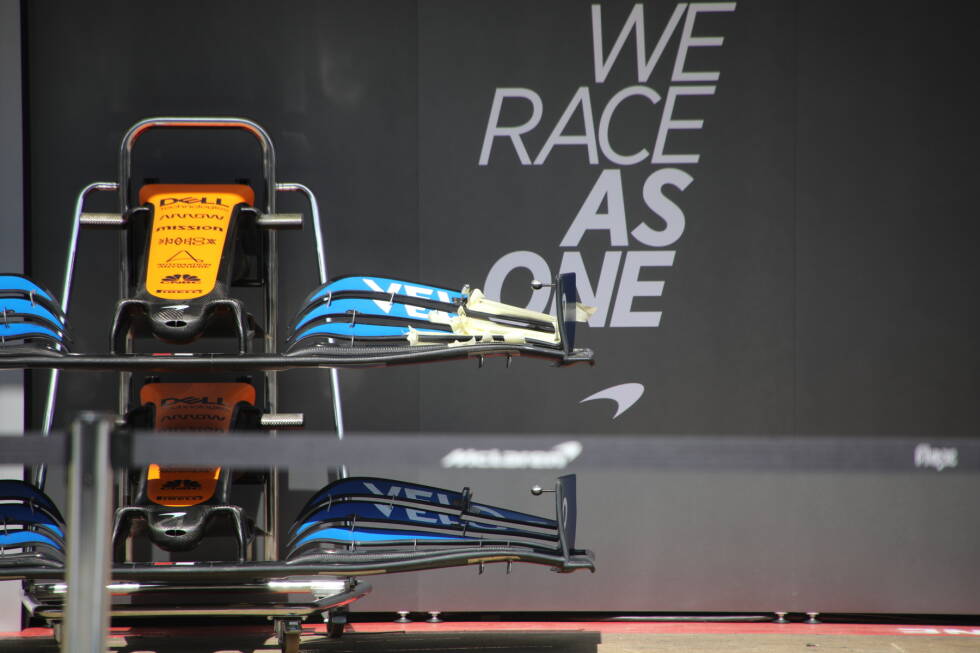 Foto zur News: McLaren MCL35: Frontflügel