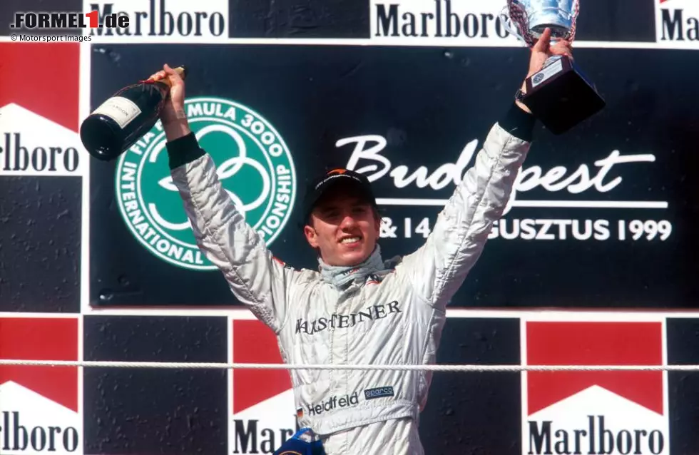 Foto zur News: #8 Nick Heidfeld: Noch ein deutscher Shooting-Star kommt 2000 in die Formel 1. Heidfeld gewinnt unter anderem die Deutsche Formel 3 und die Formel 3000 und hat schnell den Spitznamen &quot;Quick Nick&quot; weg. Auch dank Unterstützung von Mercedes steht der Mönchengladbacher vor einer großen Karriere.