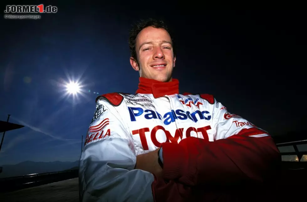 Cristiano da Matta: Als amtierender ChampCar-Meister ist der Brasilianer in den USA ein Star, als er den Sprung nach Europa wagt. Beim ambitionierten Toyota-Team will da Matta an die Erfolge aus Amerika anknüpfen, doch die Japaner sind in ihrem zweiten Jahr noch immer nicht richtig in der Formel 1 angekommen. Foto zur News: Cristiano da Matta: Als amtierender ChampCar-Meister ist der Brasilianer in den USA ein Star, als er den Sprung nach Europa wagt. Beim ambitionierten Toyota-Team will da Matta an die Erfolge aus Amerika anknüpfen, doch die Japaner sind in ihrem zweiten Jahr noch immer nicht richtig in der Formel 1 angekommen.