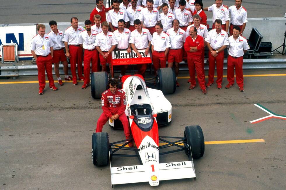 Foto zur News: 1989: Eigentlich soll erneut Ayrton Senna Formel-1-Weltmeister werden. So will es Honda, heißt es. Deshalb habe Senna gegenüber McLaren-Teamkollege Alain Prost auch immer einen Motorenvorteil. Am Ende aber gewinnt Prost die Fahrerwertung 1989 ...