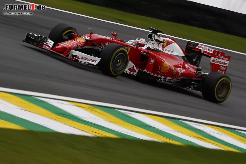 Foto zur News: 2016: Eine Hommage an die glorreiche Vergangenheit ist das Weiß an der Airbox des SF16-H, das an die Lauda-Jahre von Ferrari erinnert.