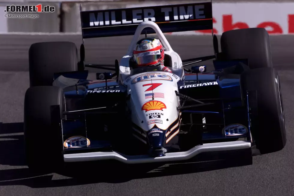 In der CART-Serie bringt es Papis zwischen 1996 und 2003 auf drei Siege. Dazu gewinnt er 2002 den 24-Stunden-Klassiker in Daytona. Bei den 24 Stunden von Le Mans schafft er es insgesamt fünfmal auf das jeweilige Klassenpodium. Größter Erfolg ist dort ein fünfter Gesamtplatz im Jahr 2003. Foto zur News: In der CART-Serie bringt es Papis zwischen 1996 und 2003 auf drei Siege. Dazu gewinnt er 2002 den 24-Stunden-Klassiker in Daytona. Bei den 24 Stunden von Le Mans schafft er es insgesamt fünfmal auf das jeweilige Klassenpodium. Größter Erfolg ist dort ein fünfter Gesamtplatz im Jahr 2003.