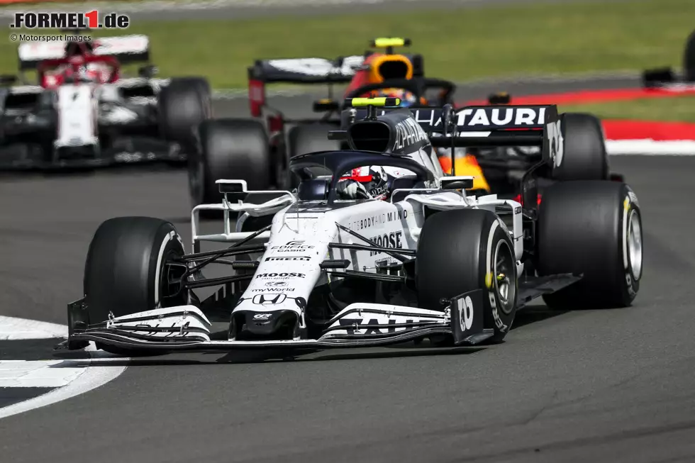 Pierre Gasly (1): Wäre er mal so bei Red Bull gefahren! Sein Rennen war tadellos, und im AlphaTauri so weit nach vorne zu kommen, ist top. Dazu tolle Manöver gegen Vettel und Stroll gezeigt. Im Qualifying zeitgleich mit Stroll an Q3 gescheitert - da gibt es eigentlich nichts, was man ihm vorwerfen könnte. Foto zur News: Pierre Gasly (1): Wäre er mal so bei Red Bull gefahren! Sein Rennen war tadellos, und im AlphaTauri so weit nach vorne zu kommen, ist top. Dazu tolle Manöver gegen Vettel und Stroll gezeigt. Im Qualifying zeitgleich mit Stroll an Q3 gescheitert - da gibt es eigentlich nichts, was man ihm vorwerfen könnte.