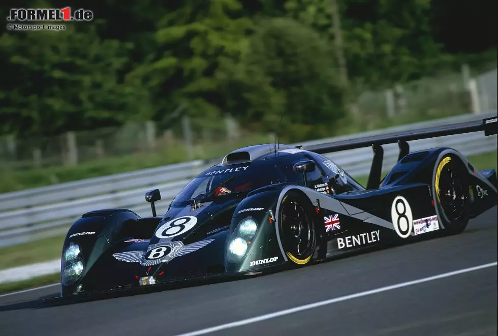 Bentley Speed 8 (2002): Zwischen 2001 und 2003 kehrte Bentley zu den 24 Stunden von Le Mans zurück. Im dritten Versuch 2003 wurde ein Doppelsieg gefeiert. Da Audi in jenem Jahr kein Werksteam einsetzte, war die Bühne für Konzernschwester Bentley frei. Es war der erste Sieg für diese Marke seit 1930 und der insgesamt sechste. Foto zur News: Bentley Speed 8 (2002): Zwischen 2001 und 2003 kehrte Bentley zu den 24 Stunden von Le Mans zurück. Im dritten Versuch 2003 wurde ein Doppelsieg gefeiert. Da Audi in jenem Jahr kein Werksteam einsetzte, war die Bühne für Konzernschwester Bentley frei. Es war der erste Sieg für diese Marke seit 1930 und der insgesamt sechste.