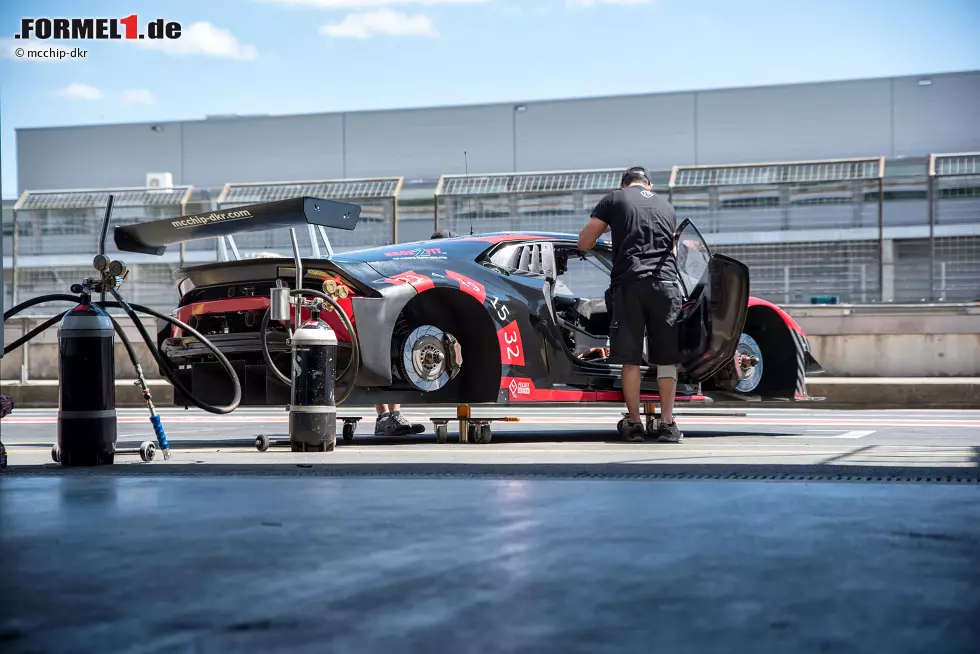 Foto zur News: Der Bolide wird 2020 für einen Kunden in einer DTM-Rahmenrennserie eingesetzt