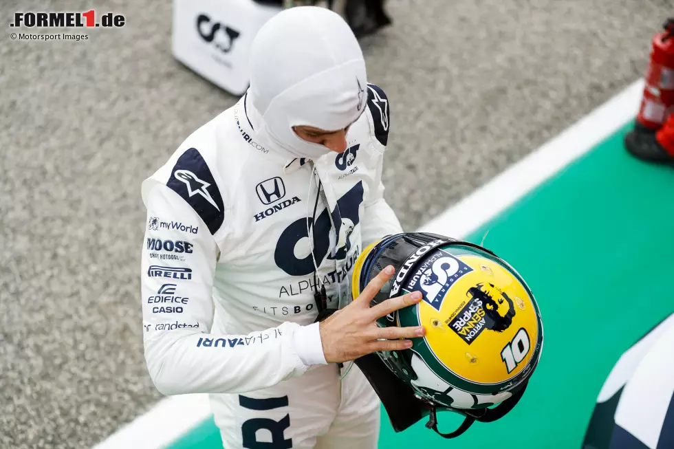 Pierre Gasly (1): P4 im Qualifying und auch im Rennen wäre es ohne den Defekt wohl wieder eine absolute Topplatzierung geworden. Wir wissen zumindest nicht, für was wir ihm etwas abziehen sollten. Am gesamten Wochenende wieder einmal schneller als der Teamkollege. Und der wurde am Ende Vierter ... Foto zur News: Pierre Gasly (1): P4 im Qualifying und auch im Rennen wäre es ohne den Defekt wohl wieder eine absolute Topplatzierung geworden. Wir wissen zumindest nicht, für was wir ihm etwas abziehen sollten. Am gesamten Wochenende wieder einmal schneller als der Teamkollege. Und der wurde am Ende Vierter ...