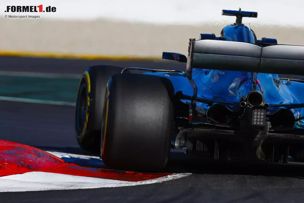 2018 sagt Jordan den Ausstieg des Mercedes-Werksteams zum Saisonende voraus, weshalb ... Foto zur News: 2018 sagt Jordan den Ausstieg des Mercedes-Werksteams zum Saisonende voraus, weshalb ...