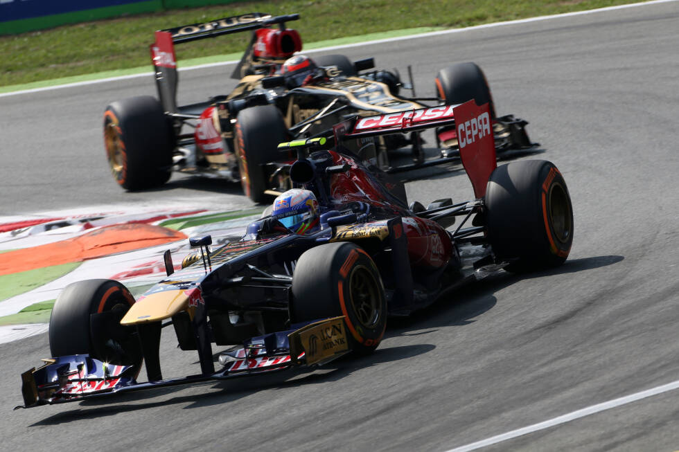 Foto zur News: Nach seinem ersten Stammjahr behält Toro Rosso Ricciardo an der Seite von Vergne im Team. Beim Grand Prix von China und Italien schafft er im Mittelfeldteam jeweils den siebten Rang - seine bislang besten Platzierungen.