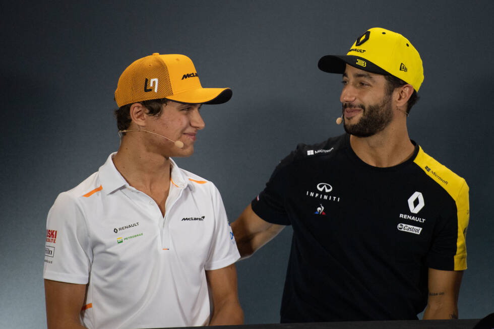 Foto zur News: Am 14. Mai 2020 wird bekannt: Ricciardo verweigert eine Renault-Vertragsverlängerung. Er wechselt 2021 zu McLaren, nimmt dort den Platz von Carlos Sainz ein und wird Teamkollege von Lando Norris. Das britische Team setzt große Hoffnungen in den Grand-Prix-Sieger. &quot;Ein weiterer Schritt vorwärts&quot;, meint Zak Brown.