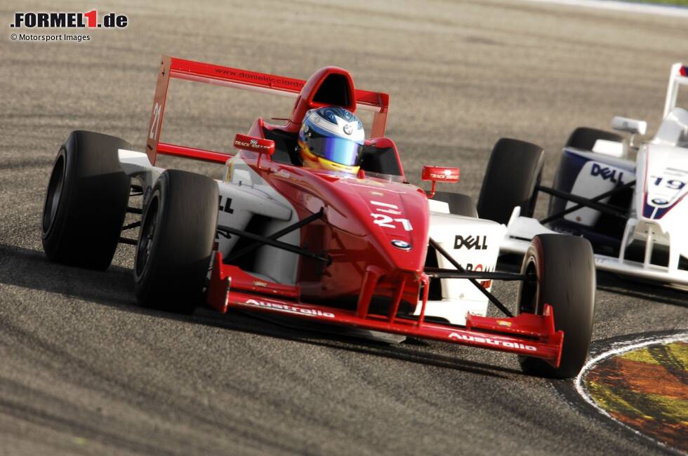 Foto zur News: Im Jahr 2006 startet der damals 15-Jährige nach Anfängen im Kart und der australischen Formel Ford durch: Seine erste komplette Saison in einem Formelauto absolviert Ricciardo in der Formel BMW Asien. Mit zwei Siegen belegt er zu Jahresende Gesamtrang drei.