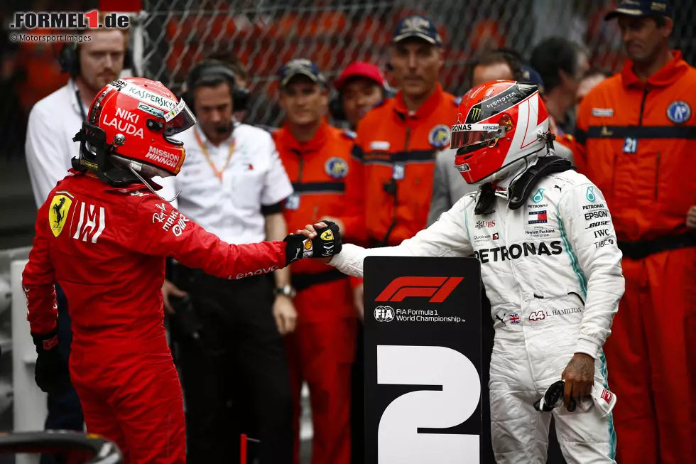 Moment #1: Der Grand Prix von Monaco stand 2019 unter einem besonderen Stern. Formel-1-Legende Niki Lauda war wenige Tage vor dem Rennen an den Folgen seiner Lungentransplantation verstorben. Die Formel-1-Szene trauerte, denn es war nach Charlie Whiting bereits der zweite schmerzliche Todesfall in jenem Jahr. Foto zur News: Moment #1: Der Grand Prix von Monaco stand 2019 unter einem besonderen Stern. Formel-1-Legende Niki Lauda war wenige Tage vor dem Rennen an den Folgen seiner Lungentransplantation verstorben. Die Formel-1-Szene trauerte, denn es war nach Charlie Whiting bereits der zweite schmerzliche Todesfall in jenem Jahr.
