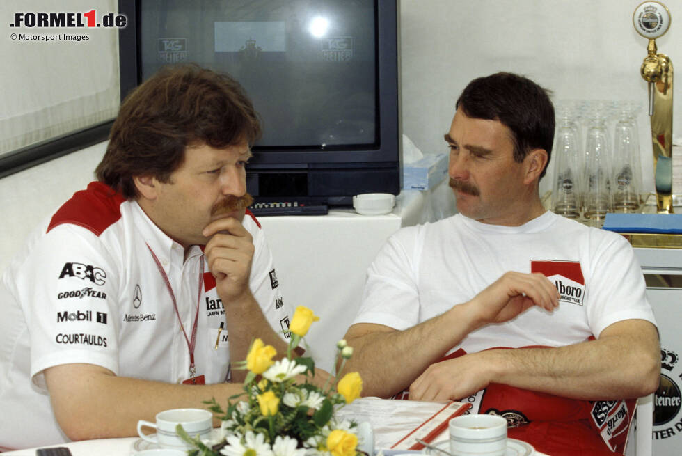 Foto zur News: Nigel Mansell zu McLaren (1995): Nach einem Jahr Formel-1-Pause kehrt der Weltmeister von 1992 in der Saison 1994 noch einmal für vier Rennen zu seinem Ex-Team Williams zurück. Weil er das Saisonfinale in Australien dabei sogar gewinnt, will er 1995 noch einmal angreifen - mit McLaren.