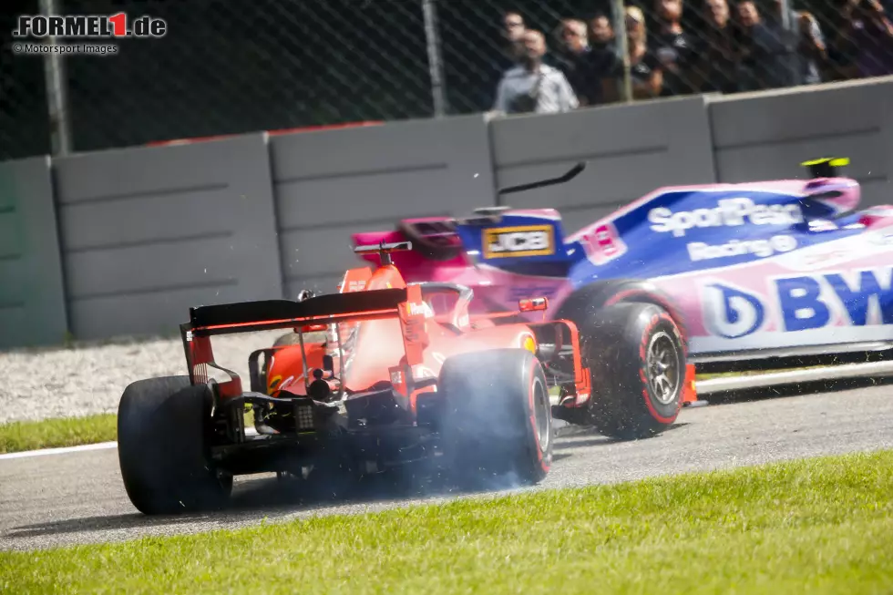 Intern nimmt die Spannung zwischen Vettel und Leclerc zu, besonders deutlich fällt das im Qualifying in Italien auf (Leclerc verweigert den Windschatten). Während der junge Monegasse die Tifosi mit seinem Sieg in Ekstase versetzt, fällt Vettel mit seinem Dreher negativ auf. Auch im fünften Versuch schafft er keinen Monza-Sieg in Rot. Foto zur News: Intern nimmt die Spannung zwischen Vettel und Leclerc zu, besonders deutlich fällt das im Qualifying in Italien auf (Leclerc verweigert den Windschatten). Während der junge Monegasse die Tifosi mit seinem Sieg in Ekstase versetzt, fällt Vettel mit seinem Dreher negativ auf. Auch im fünften Versuch schafft er keinen Monza-Sieg in Rot.