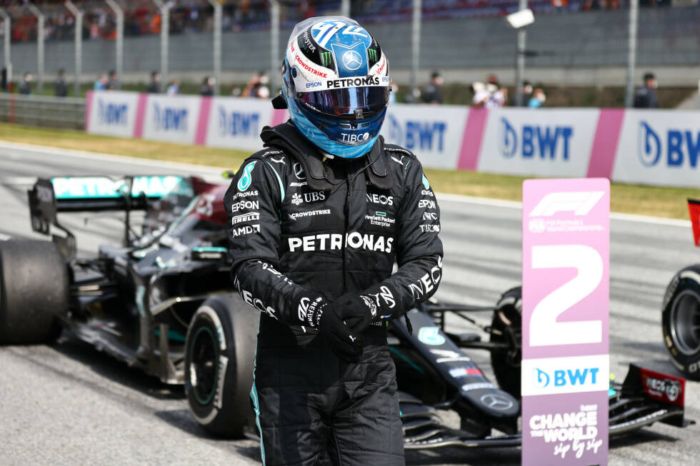 Foto zur News: Valtteri Bottas (3): Das ganze Wochenende etwas langsamer als Lewis Hamilton, und letztendlich nur Zweiter, weil sich die Probleme vor ihm (Hamilton, Norris, Perez) auf die eine oder andere Art und Weise selbst erledigt haben. Will er das Cockpit behalten, muss er deutlich besser werden.