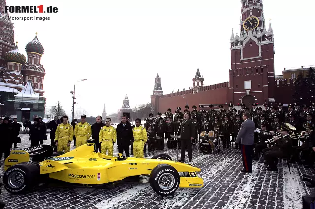 Foto zur News: Formel-1-Autos 2025: Alle Präsentationen in der Übersicht