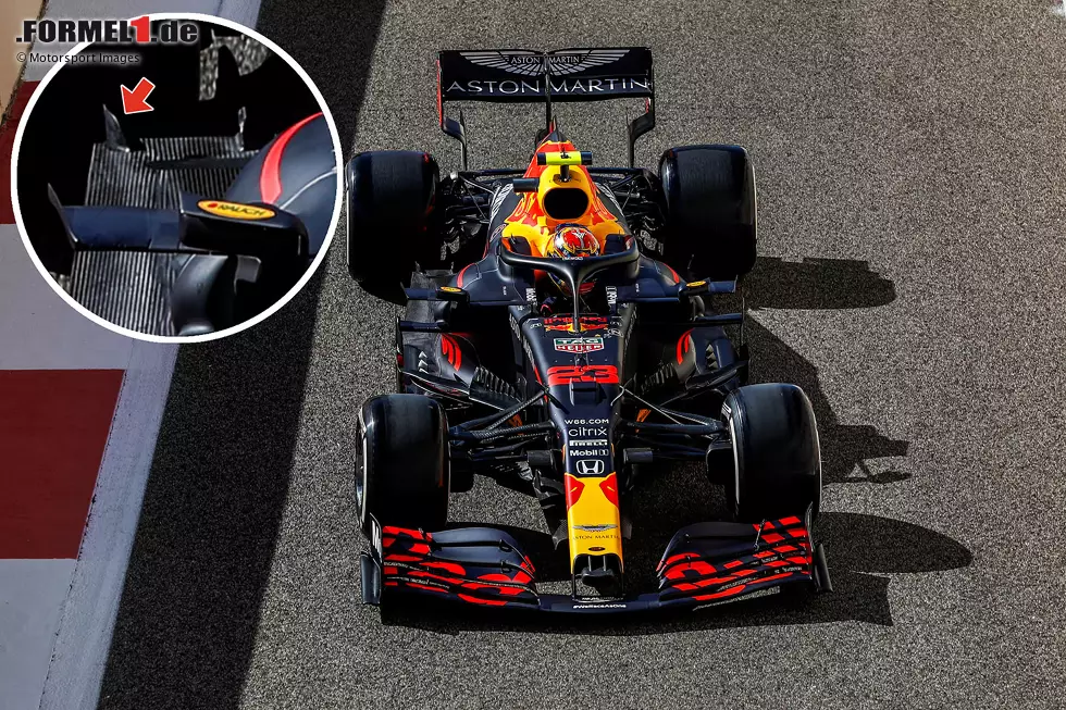 Schon vor der Regeländerung probierte Red Bull den ausgeschnittenen Unterboden aus, hier beim Saisonfinale 2020 in Abu Dhabi. Mit einem zugespitzten Unterboden und zwei Streben vor dem Hinterrad schaffte Red Bull eine Basis für das neue Reglement. Foto zur News: Schon vor der Regeländerung probierte Red Bull den ausgeschnittenen Unterboden aus, hier beim Saisonfinale 2020 in Abu Dhabi. Mit einem zugespitzten Unterboden und zwei Streben vor dem Hinterrad schaffte Red Bull eine Basis für das neue Reglement.