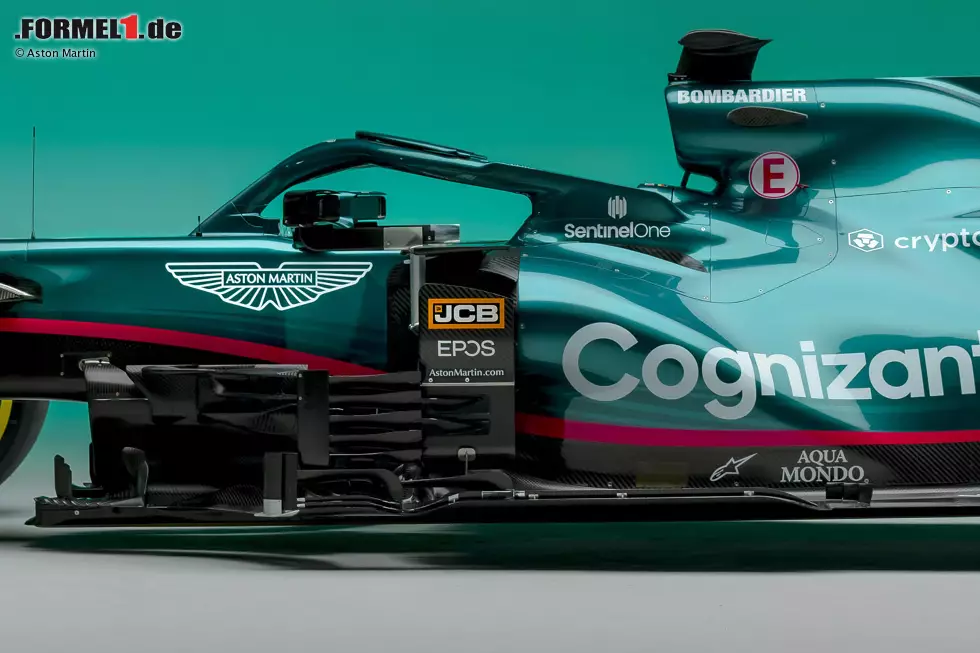 Apropos Seitenkasten: Dieser fällt beim AMR21 nicht so extrem ab wie beim Vorjahresauto Racing Point RP20, das ... Foto zur News: Apropos Seitenkasten: Dieser fällt beim AMR21 nicht so extrem ab wie beim Vorjahresauto Racing Point RP20, das ...