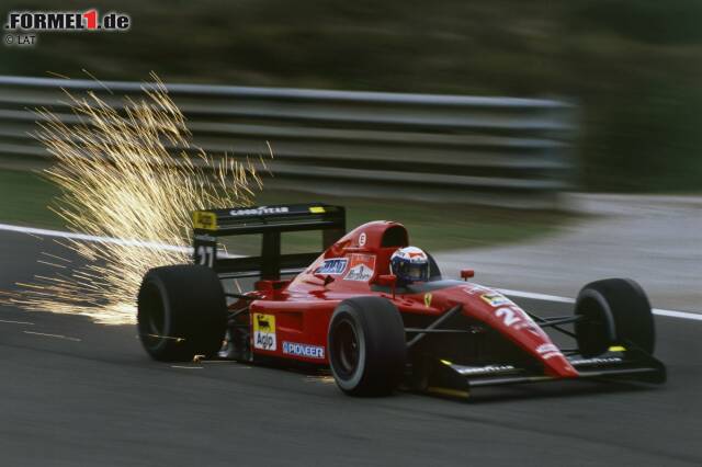 Foto zur News: Alain Prost (Ferrari): Wohl eine der legendärsten Entlassungen der Formel-1-Geschichte. Ferrari setzt den damals dreimaligen Weltmeister am Ende der Saison 1991 ein Rennen vor Schluss vor die Tür. Zuvor hatte Prost den Ferrari 643 öffentlich mit einem LKW verglichen - zu viel für die Italiener. Das letzte Rennen fährt Gianni Morbidelli.