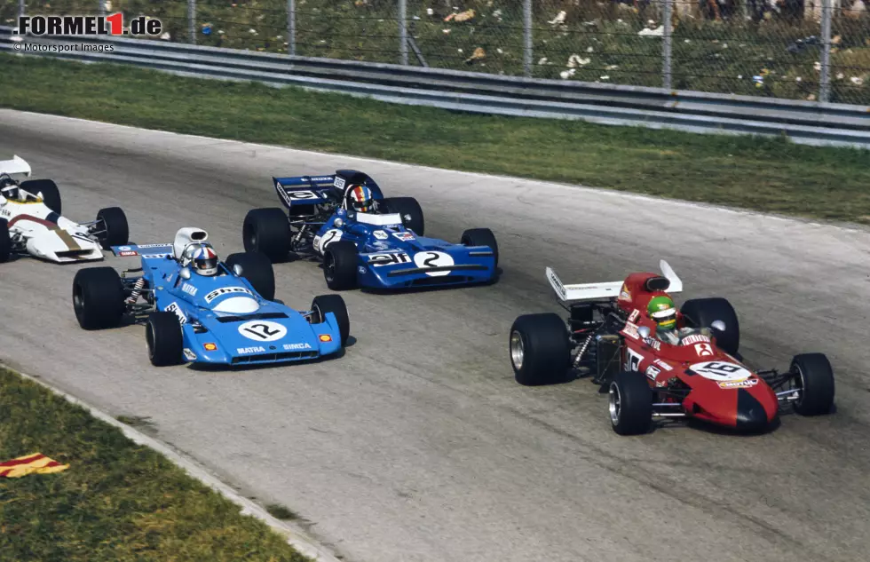 ... Amon muss sein Tempo deutlich reduzieren, die Konkurrenz fällt über ihn her und verdrängt ihn aus den Punkterängen. Er belegt schließlich P6 hinter den engsten Top 5 der Formel-1-Historie und gewinnt nie einen Grand Prix. Foto zur News: ... Amon muss sein Tempo deutlich reduzieren, die Konkurrenz fällt über ihn her und verdrängt ihn aus den Punkterängen. Er belegt schließlich P6 hinter den engsten Top 5 der Formel-1-Historie und gewinnt nie einen Grand Prix.