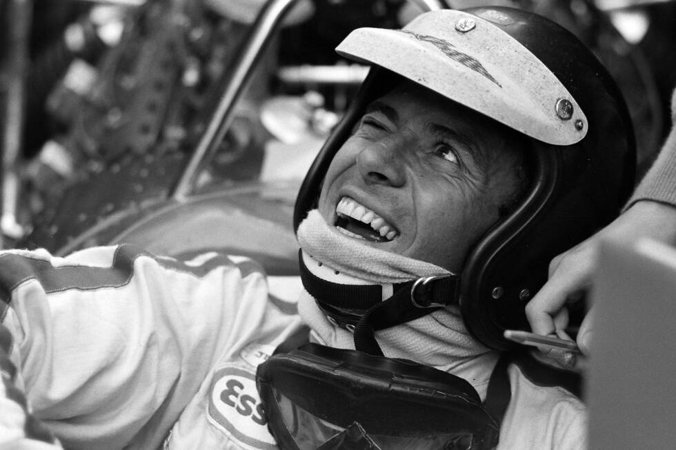 Foto zur News: 5. Jim Clark: Wer Jim Clark ist, muss man Formel-1-Fans wohl nicht sagen. Der Schotte gilt als einer der talentiertesten Formel-1-Piloten aller Zeiten und hätte noch mehr als zwei WM-Titel holen können, wenn er 1968 nicht bei einem Formel-2-Rennen in Hockenheim tödlich verunglückt wäre.