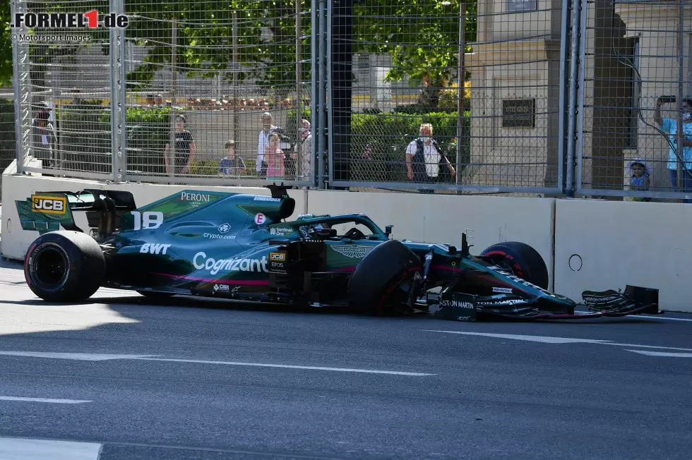 Foto zur News: Lance Stroll (4): Mit seinem Qualifying-Crash in Q1 hat er seine Chancen im Rennen vermindert. Dafür gibt es die Vier. Im Rennen hat Stroll seine Strategie von hinten kommend gut umgesetzt. Für den erneuten Unfall nach Reifenschaden konnte er nichts.