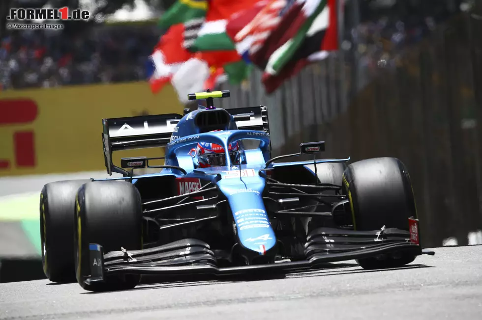 Esteban Ocon (3): Er und Alonso spannten im Rennen zusammen, um Gasly abzuwehren. Half nur für wenige Runden. Im Qualifying langsamer als Alonso, dafür im Sprint und im Grand Prix besser unterwegs. Am Ende aber praktisch gleich schnell wie der prominente Teamkollege. Foto zur News: Esteban Ocon (3): Er und Alonso spannten im Rennen zusammen, um Gasly abzuwehren. Half nur für wenige Runden. Im Qualifying langsamer als Alonso, dafür im Sprint und im Grand Prix besser unterwegs. Am Ende aber praktisch gleich schnell wie der prominente Teamkollege.