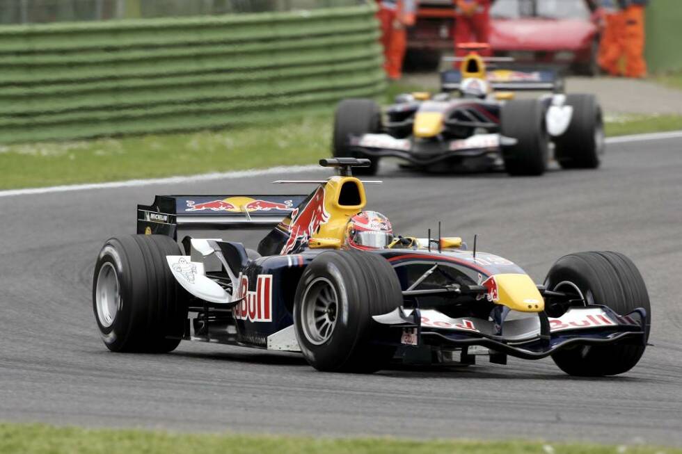Foto zur News: 16. Vitantonio Liuzzi (Red Bull): Platz acht beim Großen Preis von San Marino 2005 in imola
