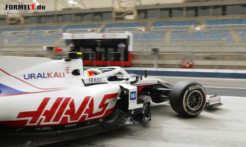 Die ersten Meter von Mick Schumacher in seinem Formel-1-Auto für die Saison 2021: Hier sind die schönsten Bilder des Deutschen im Haas-Ferrari VF-21 beim Wintertest in Bahrain! Die ersten Meter von Mick Schumacher in seinem Formel-1-Auto für die Saison 2021: Hier sind die schönsten Bilder des Deutschen im Haas-Ferrari VF-21 beim Wintertest in Bahrain!